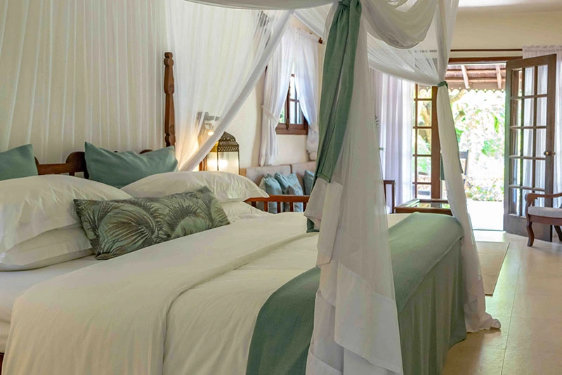 Breezes Beach Club - 8